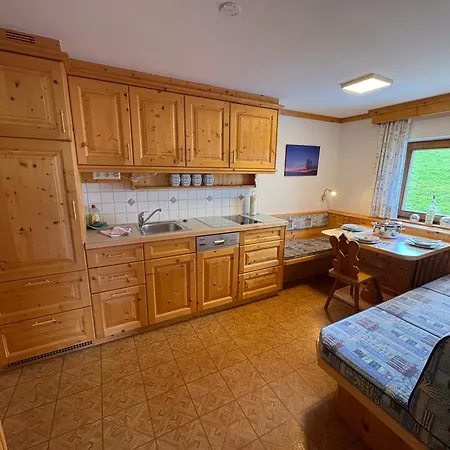 ベッド・アンド・ブレックファスト Reiterhof Familie Laubichler